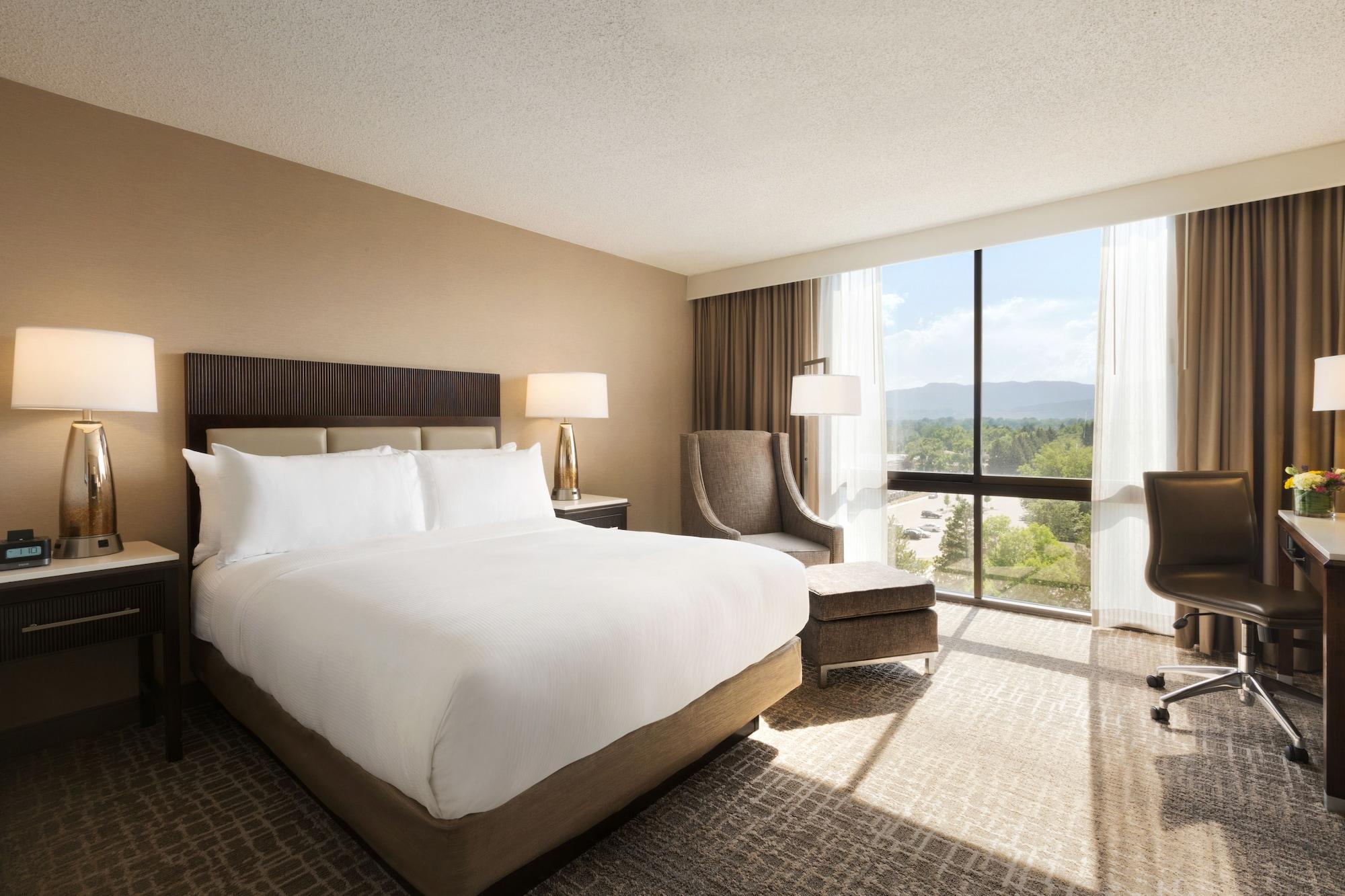 Hilton Fort Collins Extérieur photo