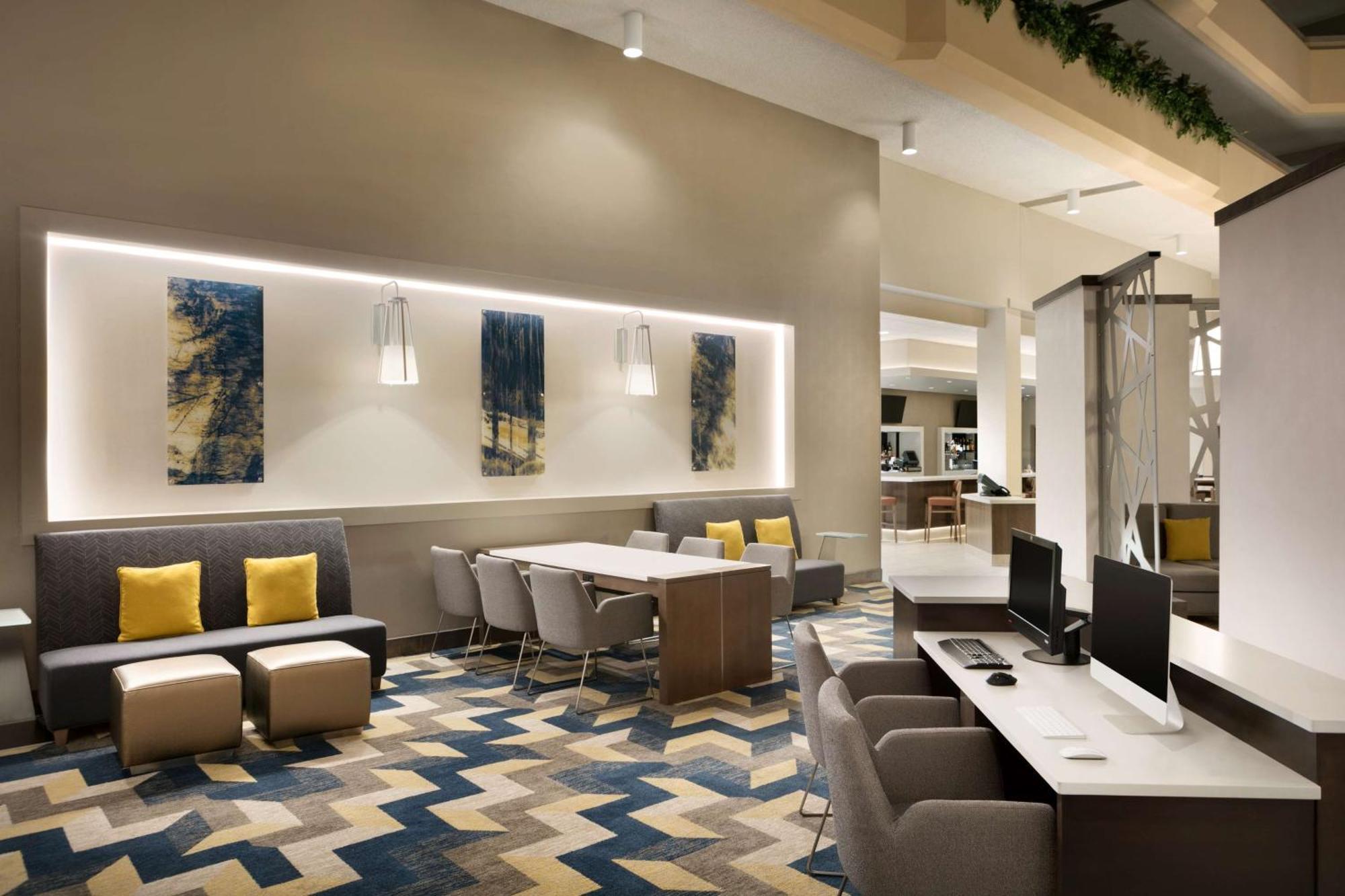Hilton Fort Collins Extérieur photo