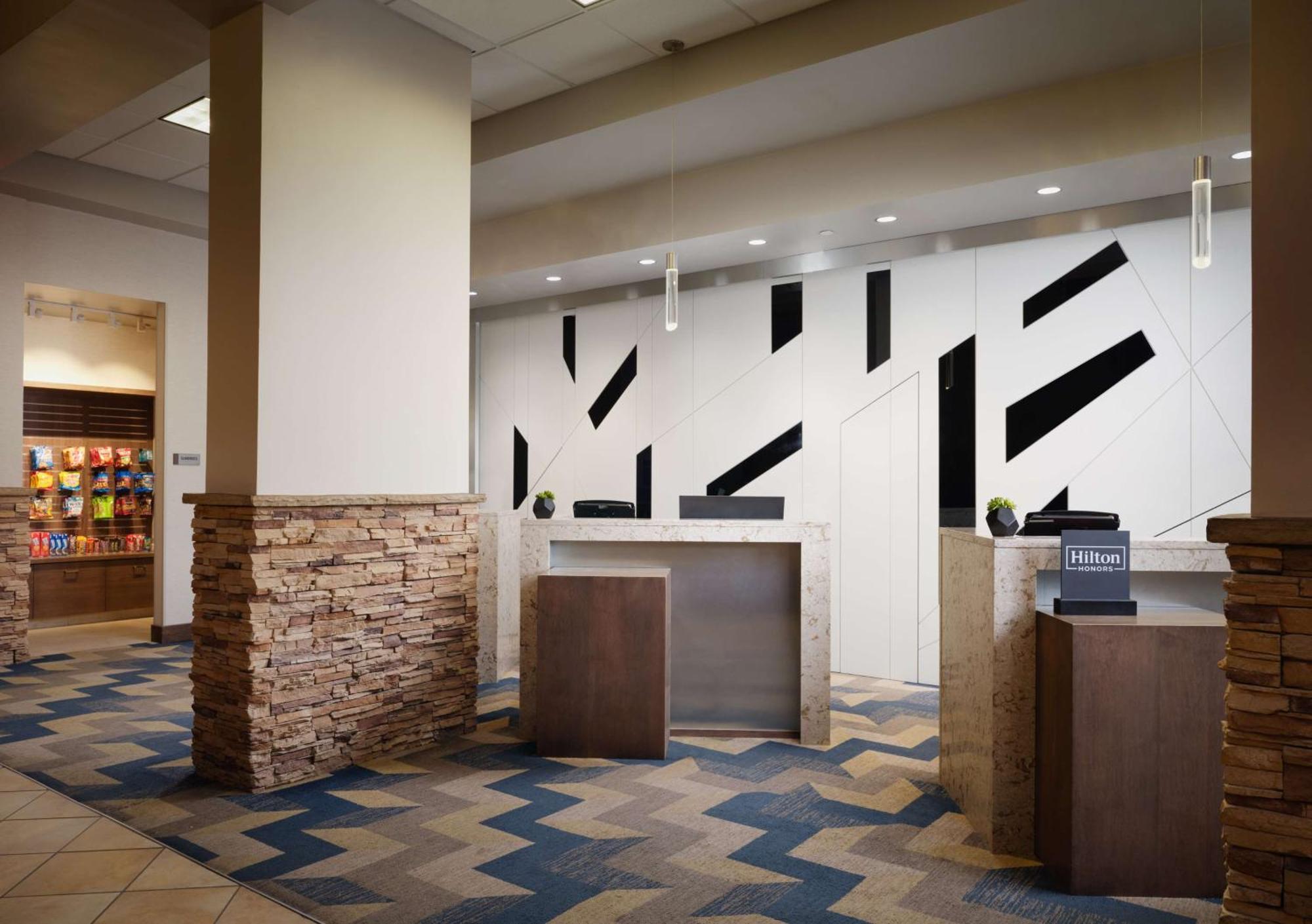 Hilton Fort Collins Extérieur photo