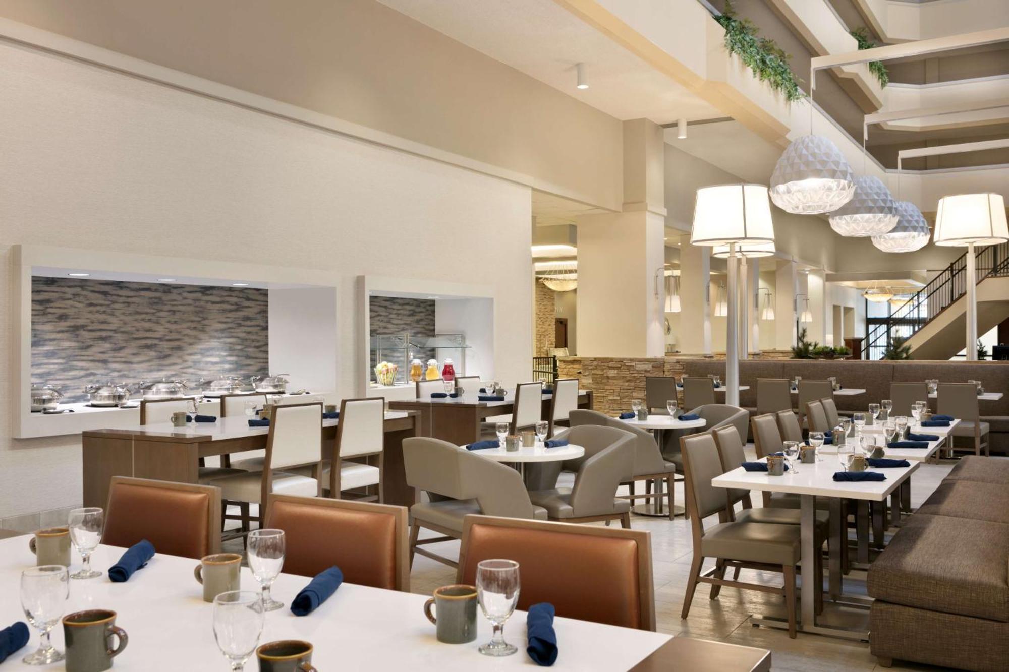 Hilton Fort Collins Extérieur photo