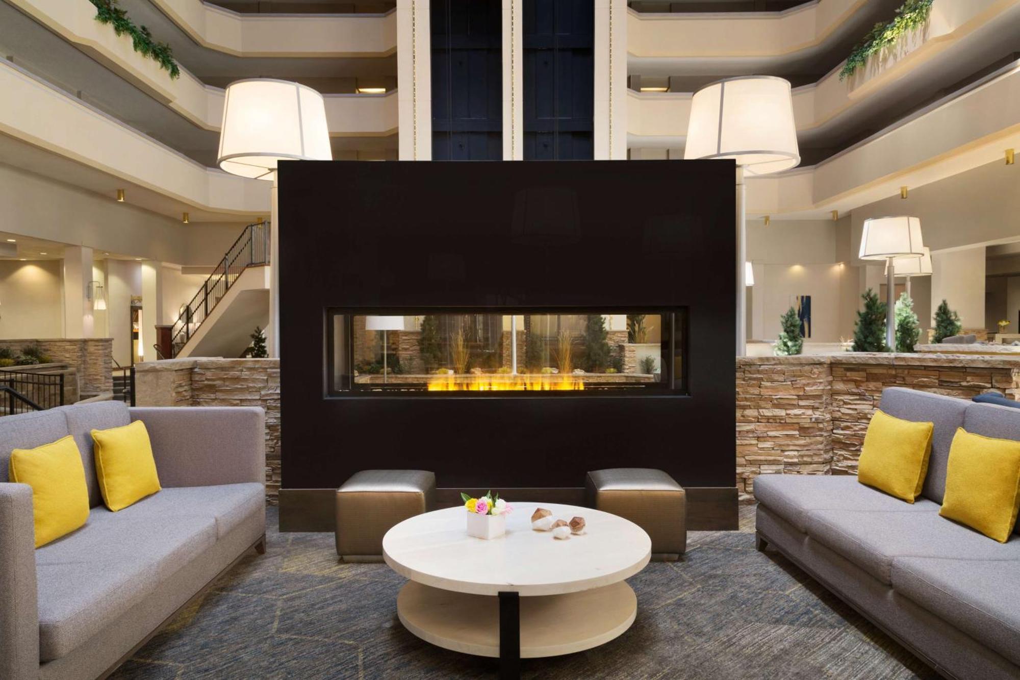Hilton Fort Collins Extérieur photo