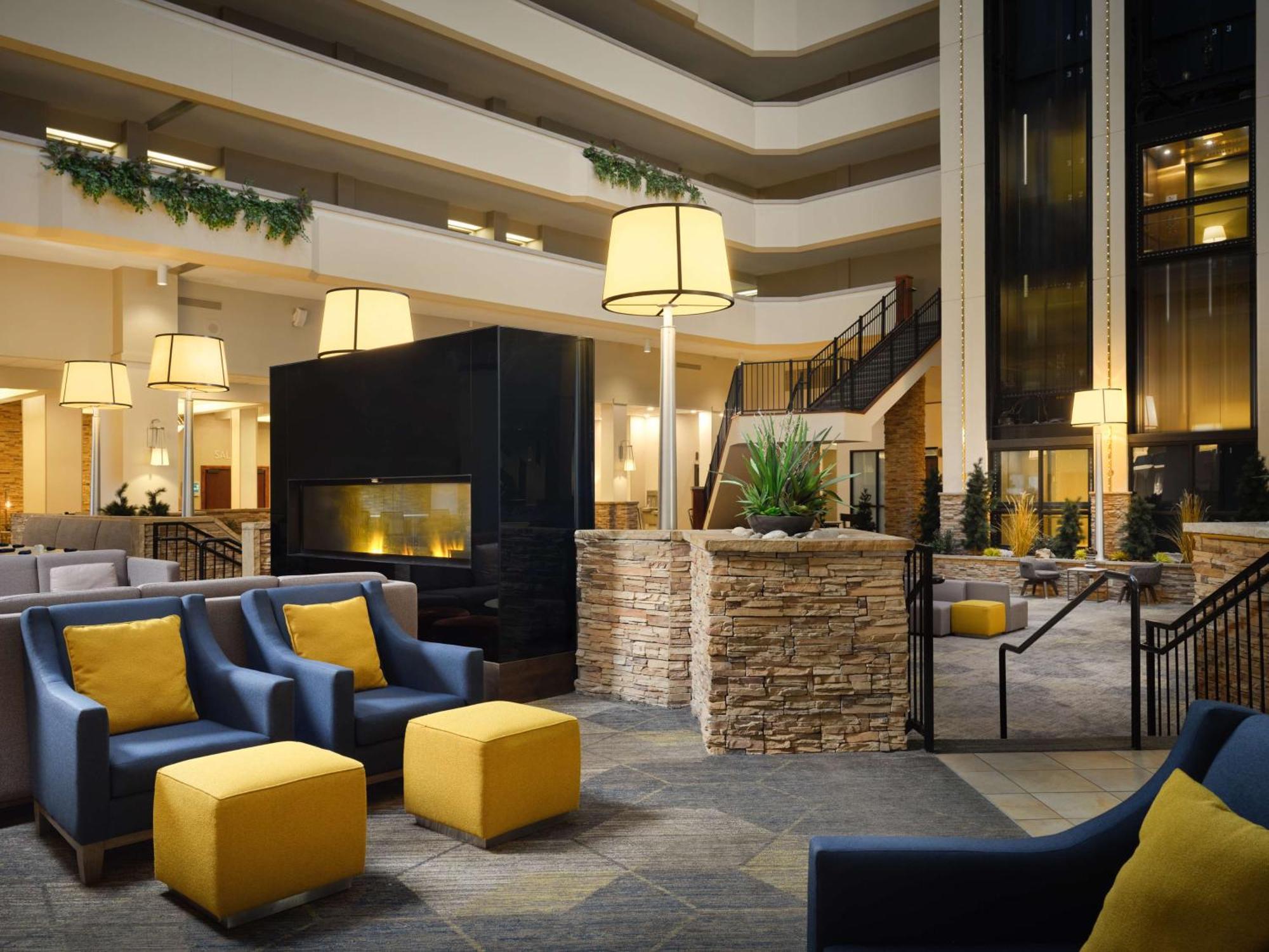 Hilton Fort Collins Extérieur photo